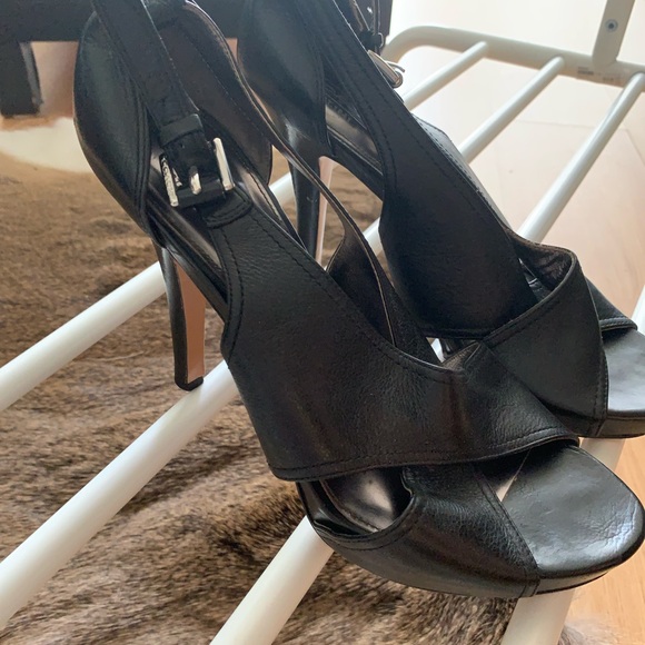 Women’s Coach High Heel Stiletto - Picture 2 of 4